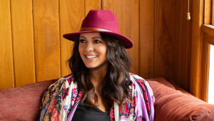 Image of Sara Evans - Holiday Road Tour